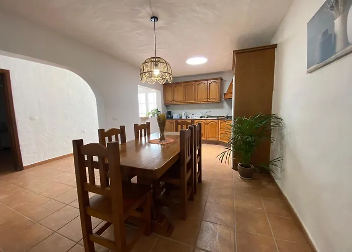 Casa La Caracola إل جولفو